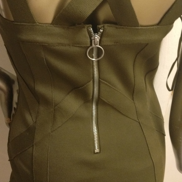 Tally weijl sweet pea green bodycon dress criss cross shoulder design size small - Picture 11 of 13